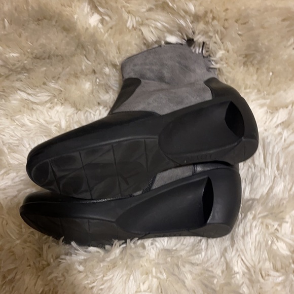 Naot Women’s Booties - Picture 5 of 7